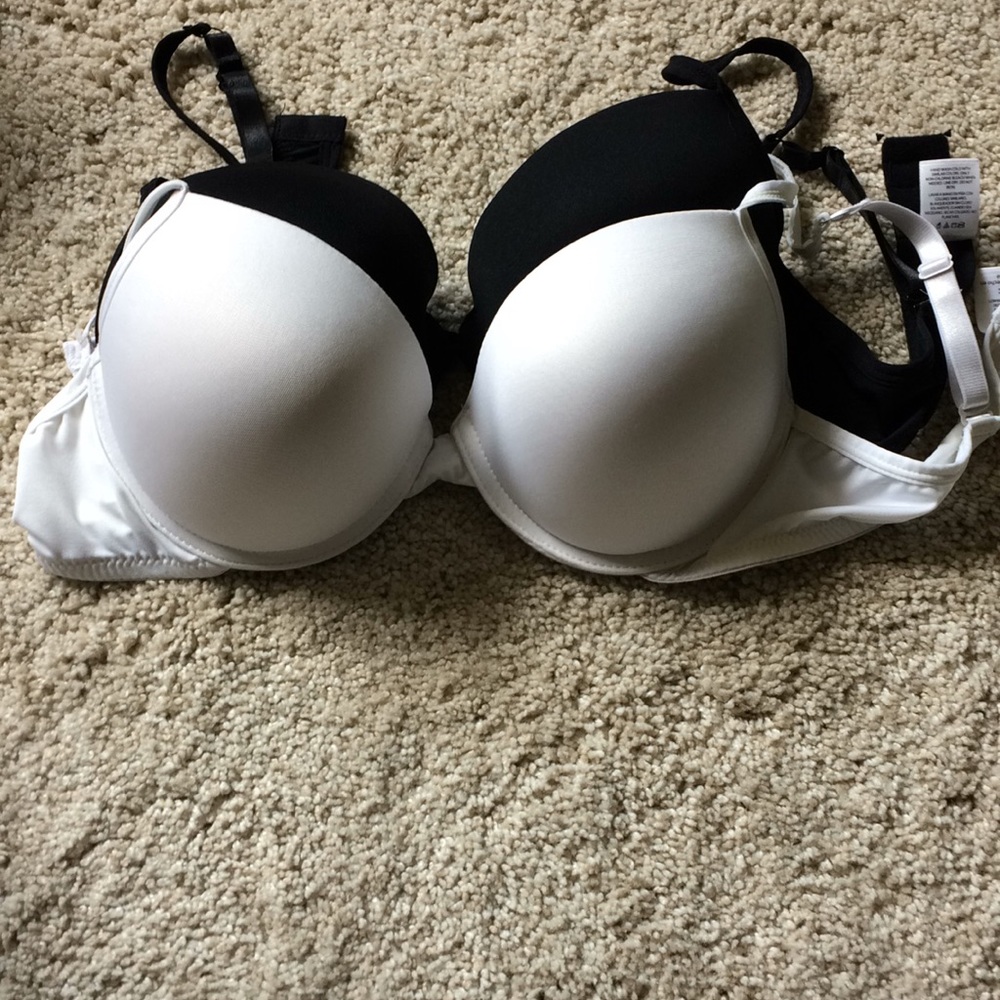Set of 2 Bras from Walmart.New
